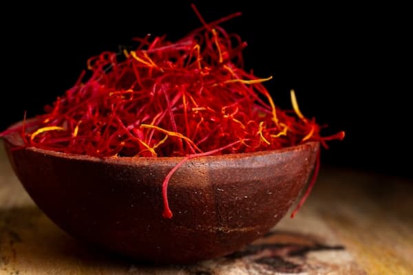 زعفران چیست
